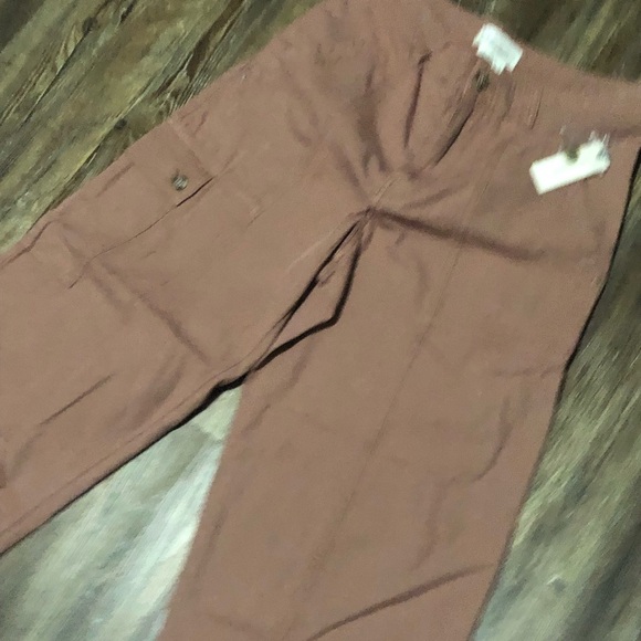 Anthropologie Utility Wide Leg Pants Women's 8 Cargo Cropped in Plum NWT - Picture 4 of 8
